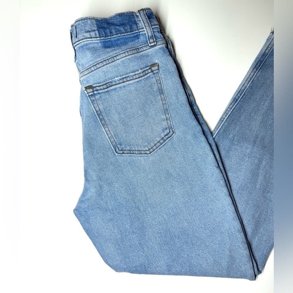 Abercrombie & Fitch The Mom High Rise Distressed Women's Jeans Size 27/4 R - Picture 9 of 10